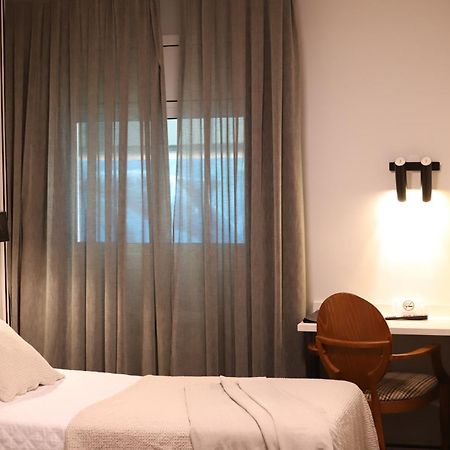 New Hotel Colon Mataro Ngoại thất bức ảnh